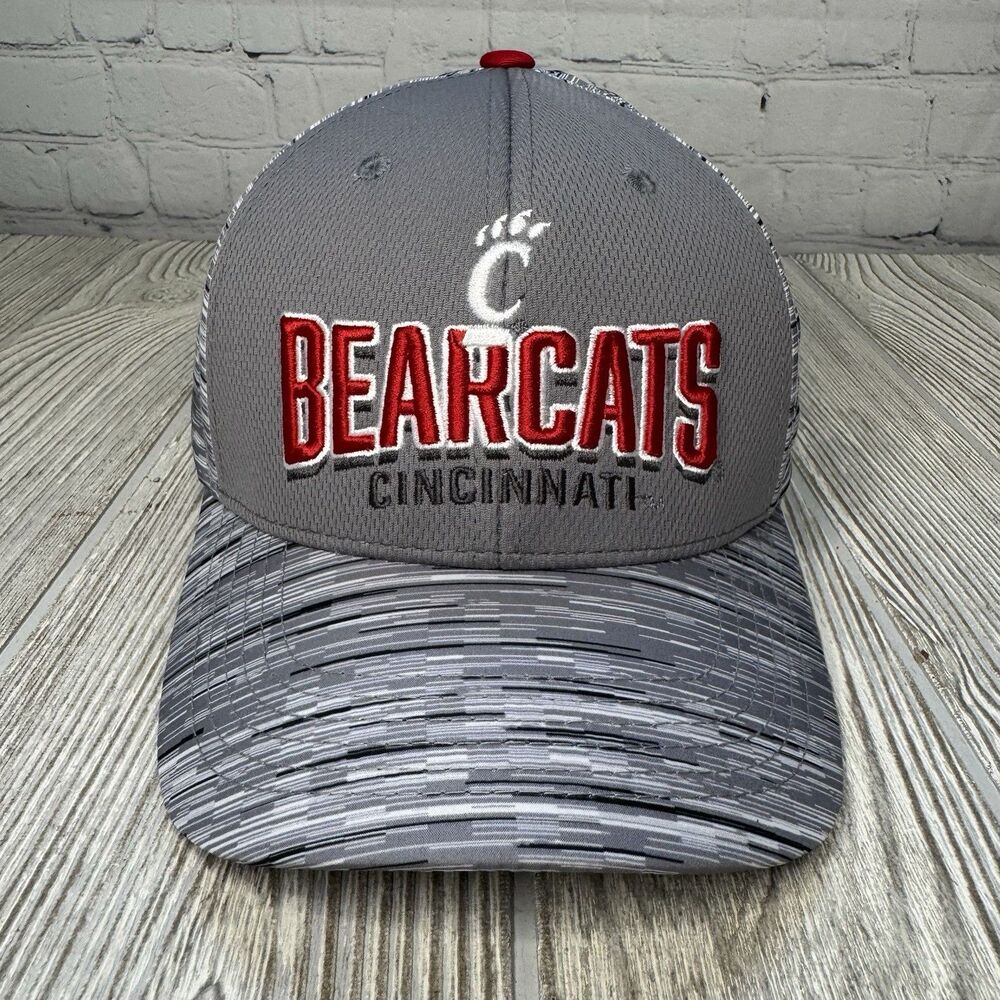 Cincinnati Bearcats Spellout Logo Hat Adj Hook Loop Gray Lightweight Captivating